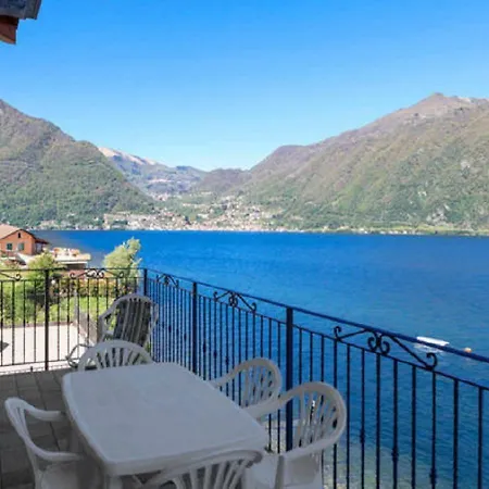 Vista - Mary Apartman *